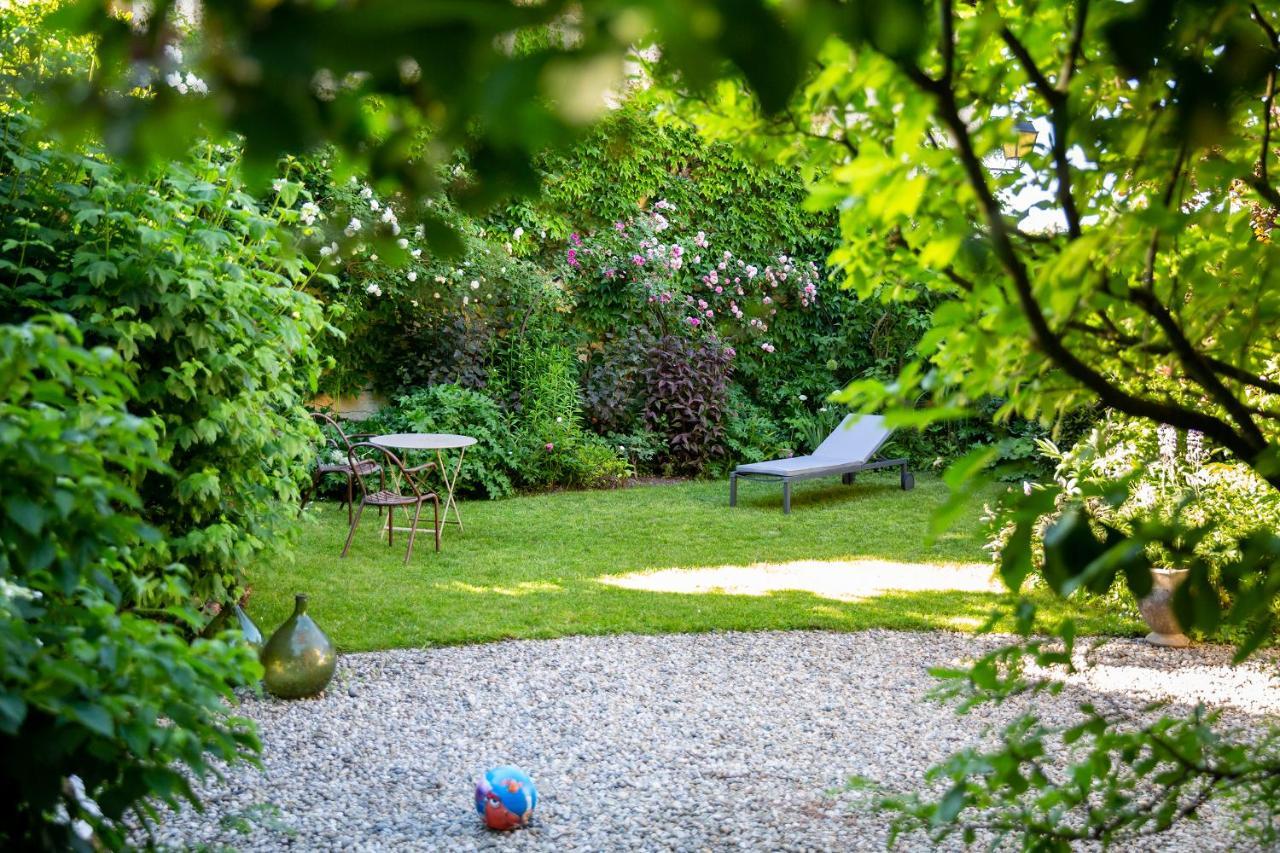 Côté Jardin, Chambres d’hôtes B&B Le Pont-de-Beauvoisin Extérieur photo